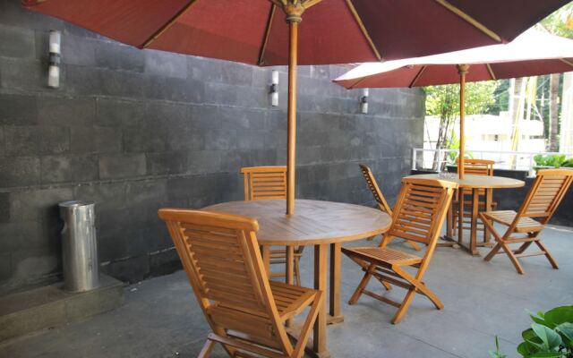 Airy Syariah Menteng Cut Meutia 9 Jakarta