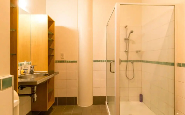 Modern 1 Bedroom Apartment on Princes Wharf