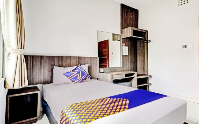 OYO 94732 D River Cihampelas