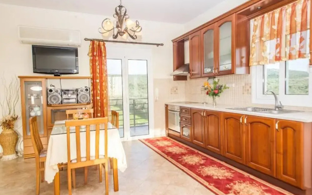 Seaview Flat In An Olive Grove By The Beach