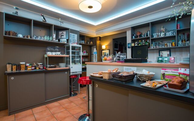 Brit Hotel Des Halles