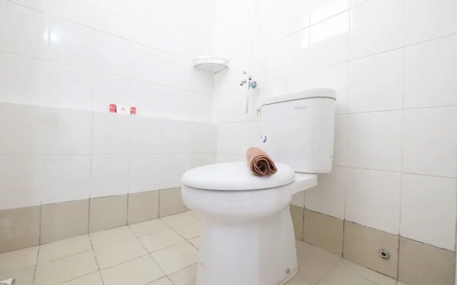Spacious and Cozy Bassura City Apartment
