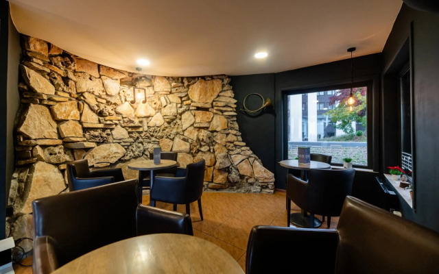 Logis Hotel Restaurant des Acacias Lille Tourcoing