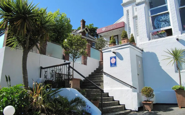 The Shirley - Guest house