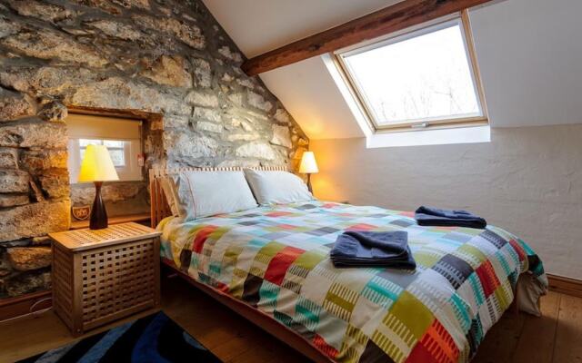 Beautiful Mansion in Botwnnog With a Private Garden