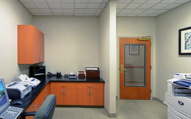 Holiday Inn & Suites Goodyear - West Phoenix Area by IHG