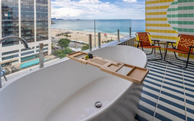 Sea View and Balcony With Bathtub Q21