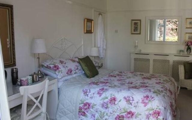 The Avenue Bed and Breakfast