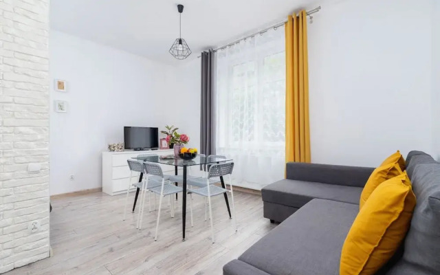 Apartment Bosacka Cracow by Renters