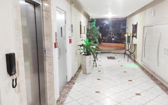 Lindo apartamento Avenida Brasil