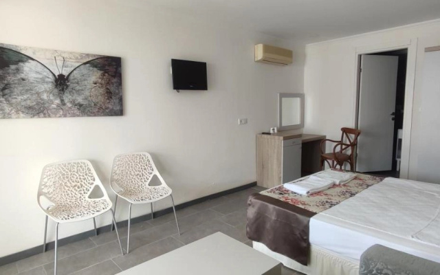 Club Marakesh Beach Hotel