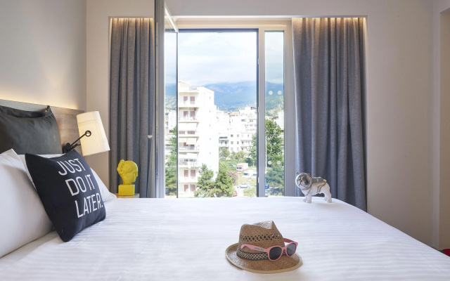 Moxy Patra Marina - Image 7