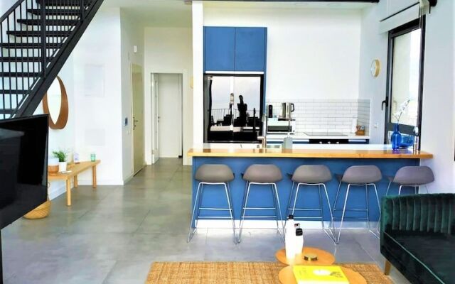 Nino Stylish Loft