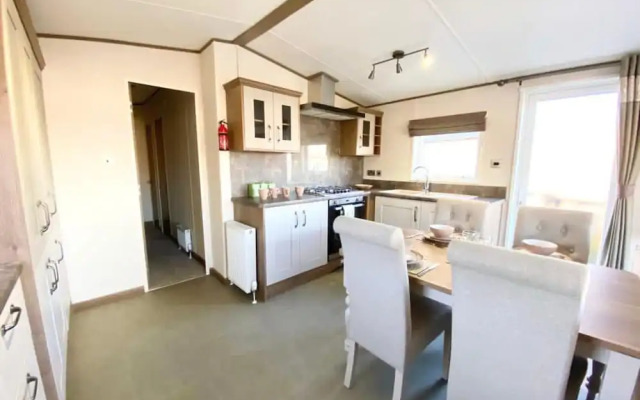 Inviting 3-bed Lodge Tattershall Lakes, Lincoln