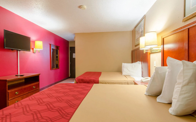 Rodeway Inn Mitchell