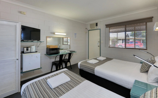 Castlereagh Lodge Motel