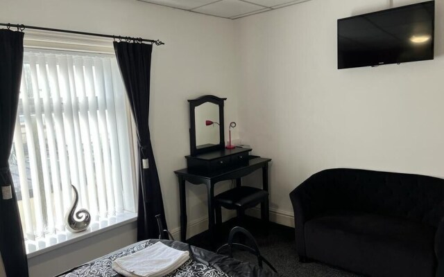 Phildene Rooms by Sasco