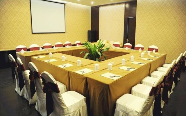 Warmjoy Majesty Hotels