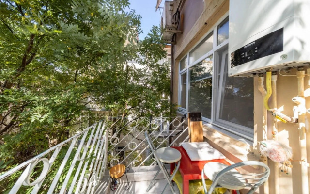 Charming Flat with Refreshing View in Kadikoy