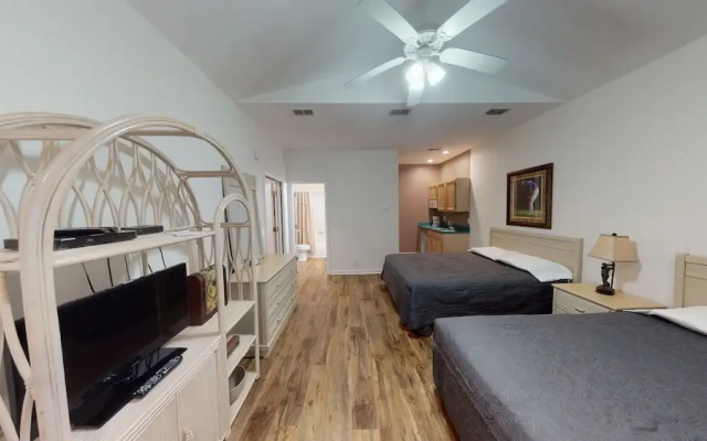 Club Villas Unit 23A - Lower Level