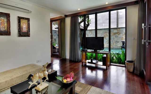 The Khayangan Dreams Villa, Seminyak