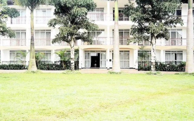 Garden Courts Hotel