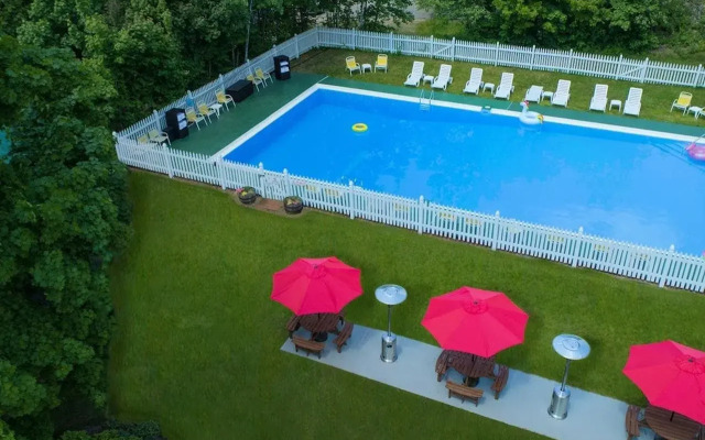 Christmas Farm Inn and Spa