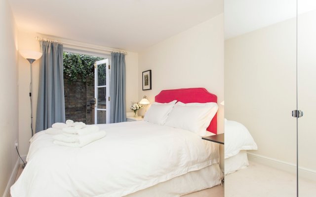 ALTIDO Modern 2 bed flat in Central London, sleeps 6