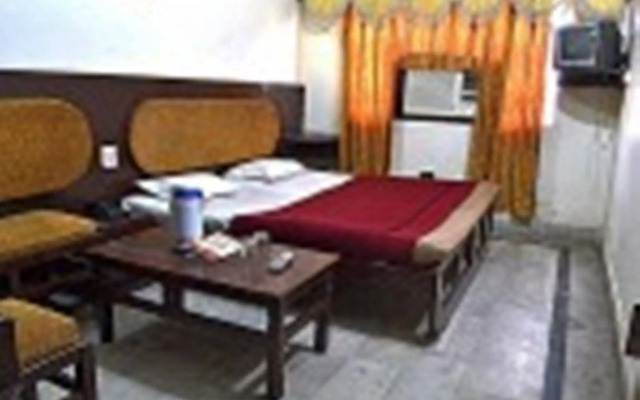 Hotel Aditya Palace