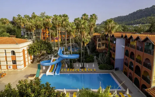 Club Tropical Paradise & Spa