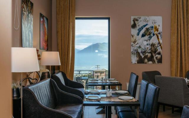 Levidi Suites