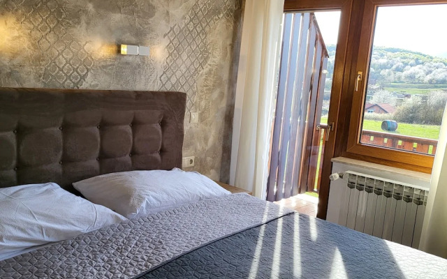 House Tina - Bed and Breakfast