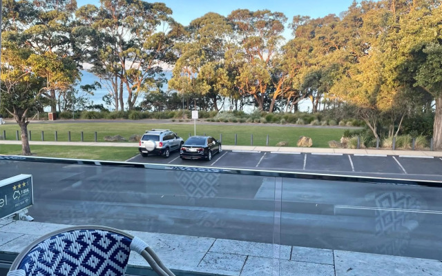 Huskisson Beach Motel