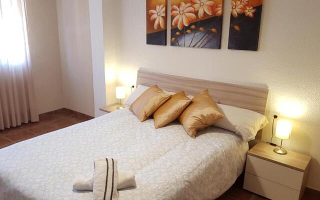 Bonito apartamento con terraza junto al centro de Alicante
