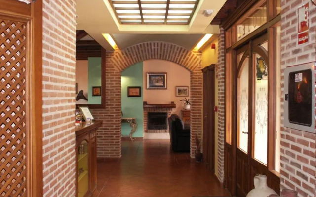 Hotel Puerta Sepúlveda by Bossh Hotels