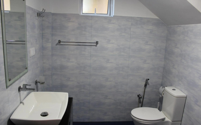 Riko surf House Hiri