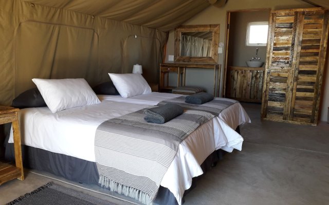 Blue Bushman Luxury Tented Lodge