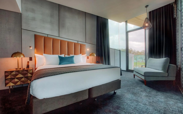 Eatons Hill Hotel