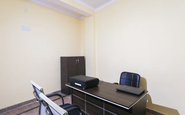 Spot on 61003 Kailash Dham