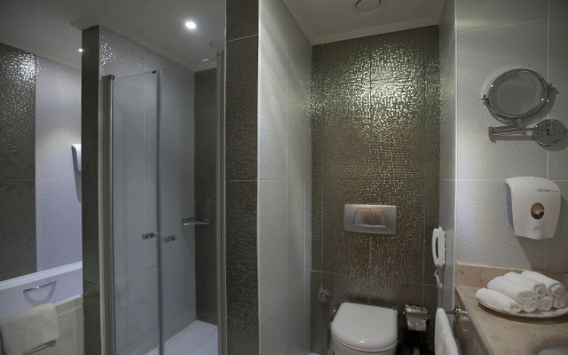 Crystal Palace Luxury Resort & Spa - All Inclusive Resort