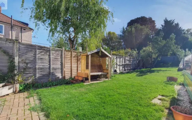 Charming 3 bed home. Spacious with large garden