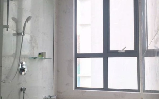 Vinz at Silverscape Luxury Residence