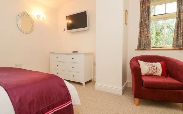 Plum Cottage