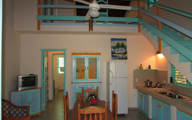 Las Palmas Residence