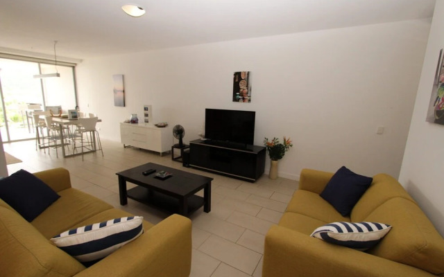 1 Bright Point Apartment 1408