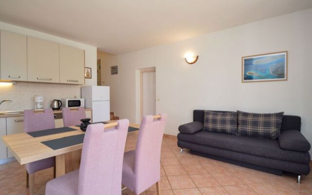 Apartment Mladen Paros 22771