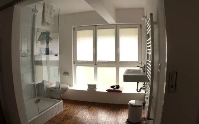 Basel Backpack - Urban Hostel Culture