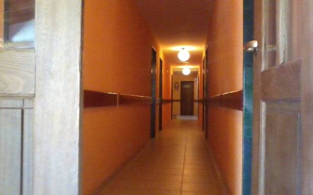 Residencia Familiar La Rosa