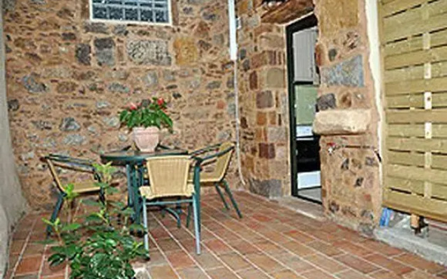 Frourio Apartments