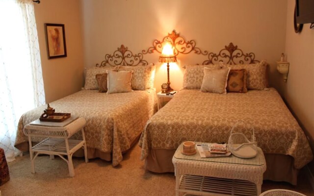 Boyd's Beach House by RedAwning